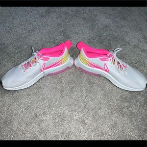 BRAND NEW CONDITION!! Nike Air Zoom Arcadia